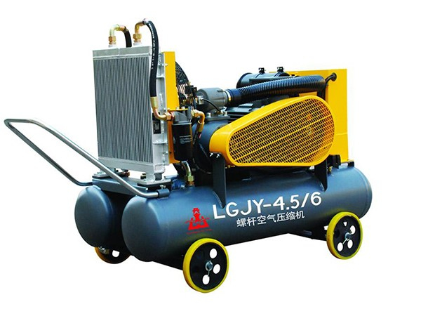 移動電動式驅(qū)動工礦用螺桿空壓機