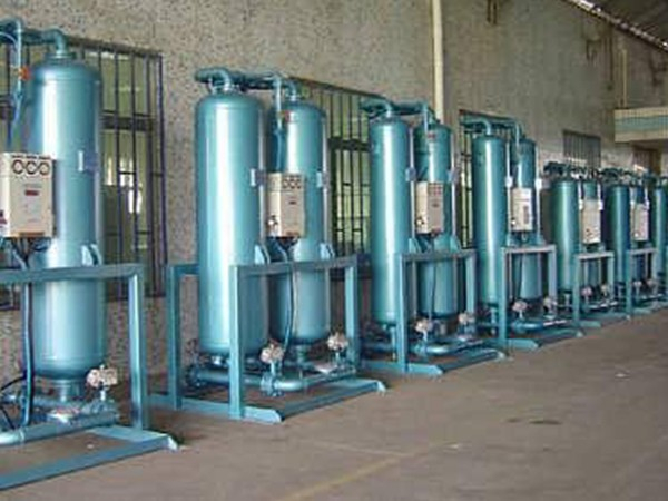 臺航吸附式干燥機